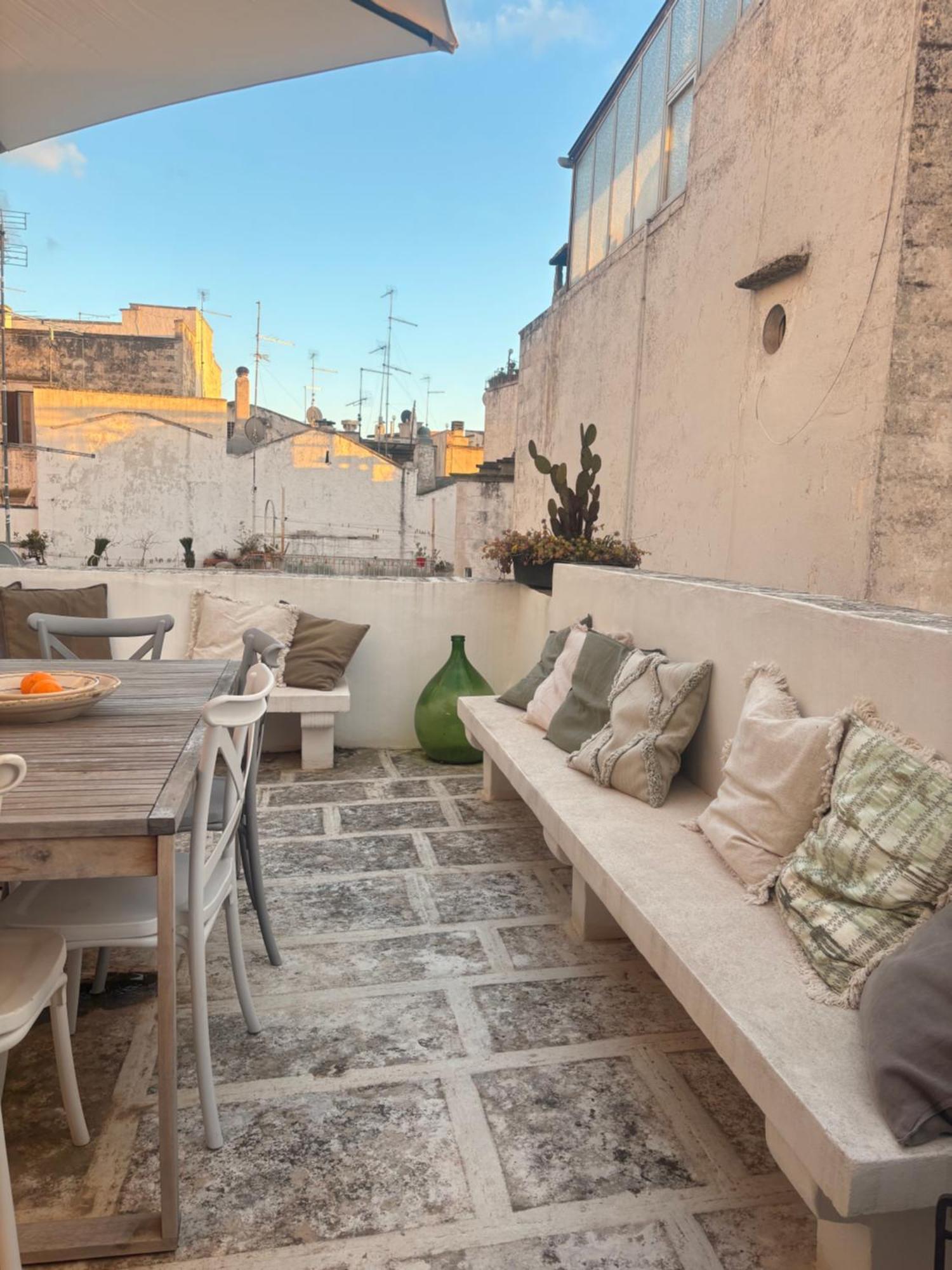 Palazzoliva - Luxury Boho Chic Guest House In The Historic Heart Of Martina Franca Buitenkant foto