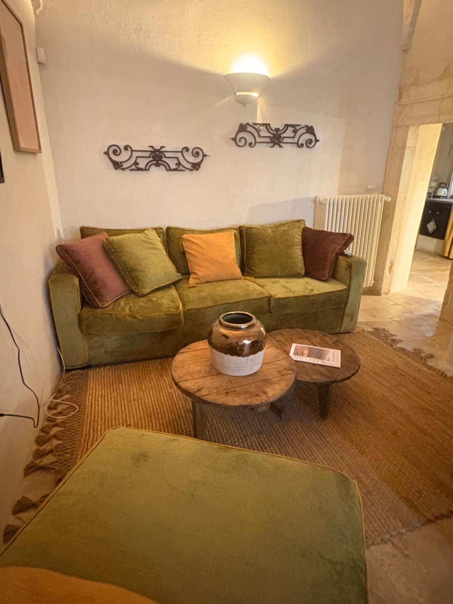 Palazzoliva - Luxury Boho Chic Guest House In The Historic Heart Of Martina Franca Buitenkant foto
